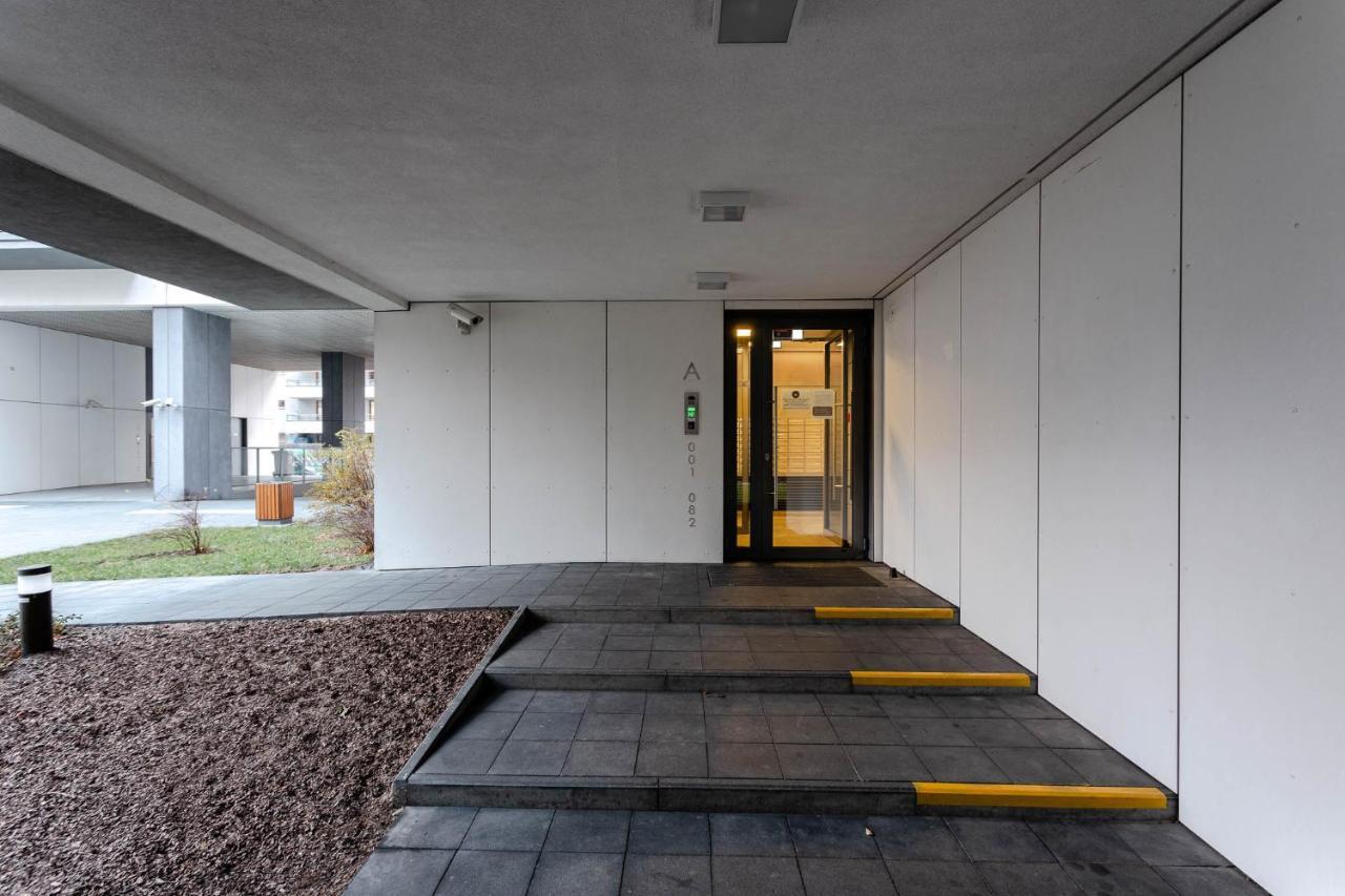 Chill Apartments Wola Center Varşovia Exterior foto