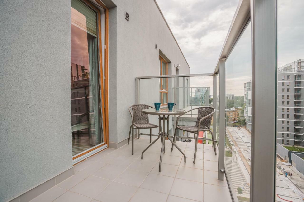 Chill Apartments Wola Center Varşovia Exterior foto