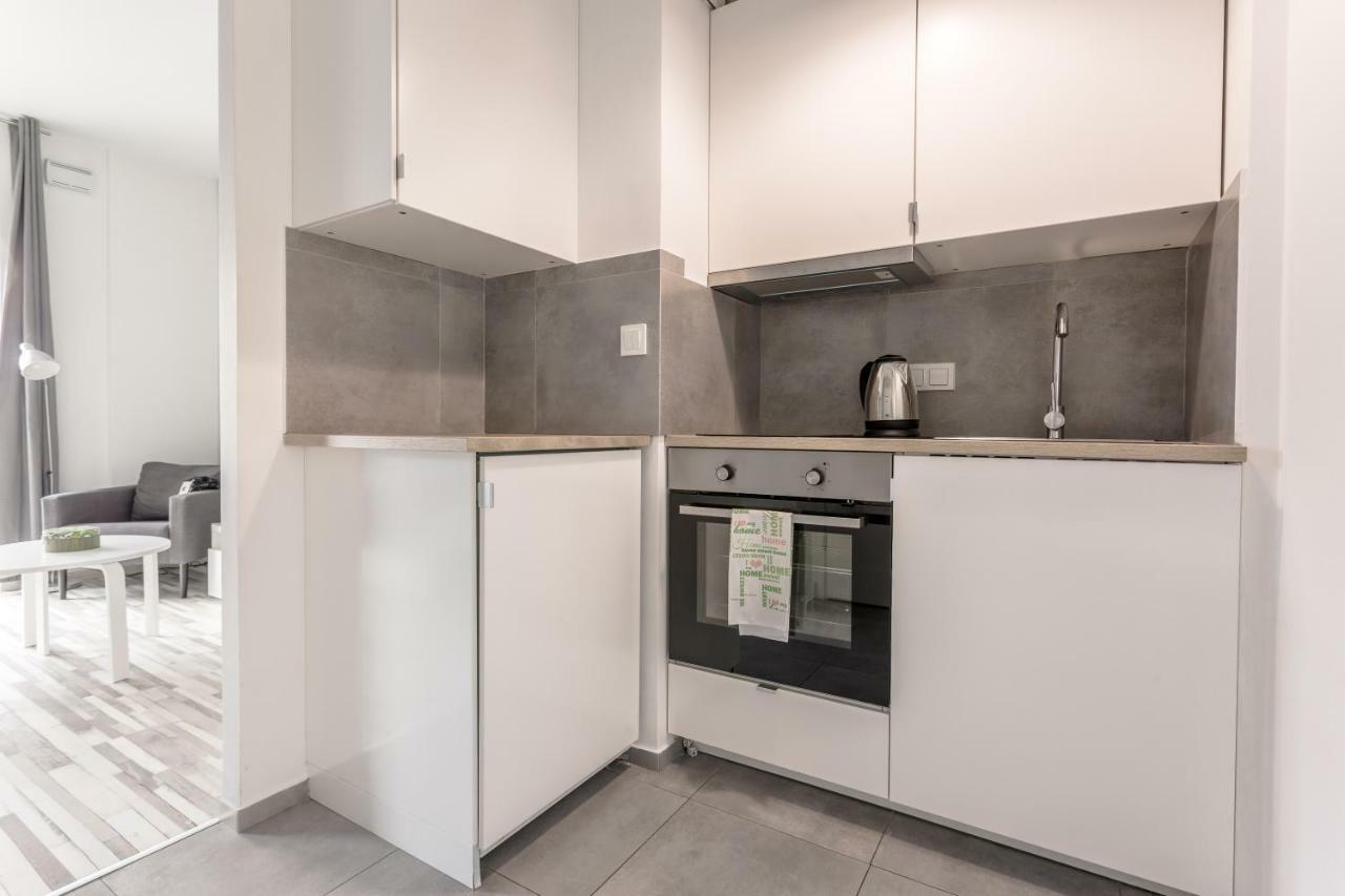 Chill Apartments Wola Center Varşovia Exterior foto